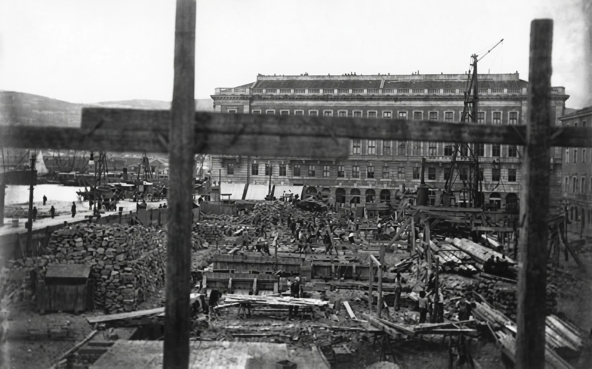 Construction of the Palace Excelsior Hotel