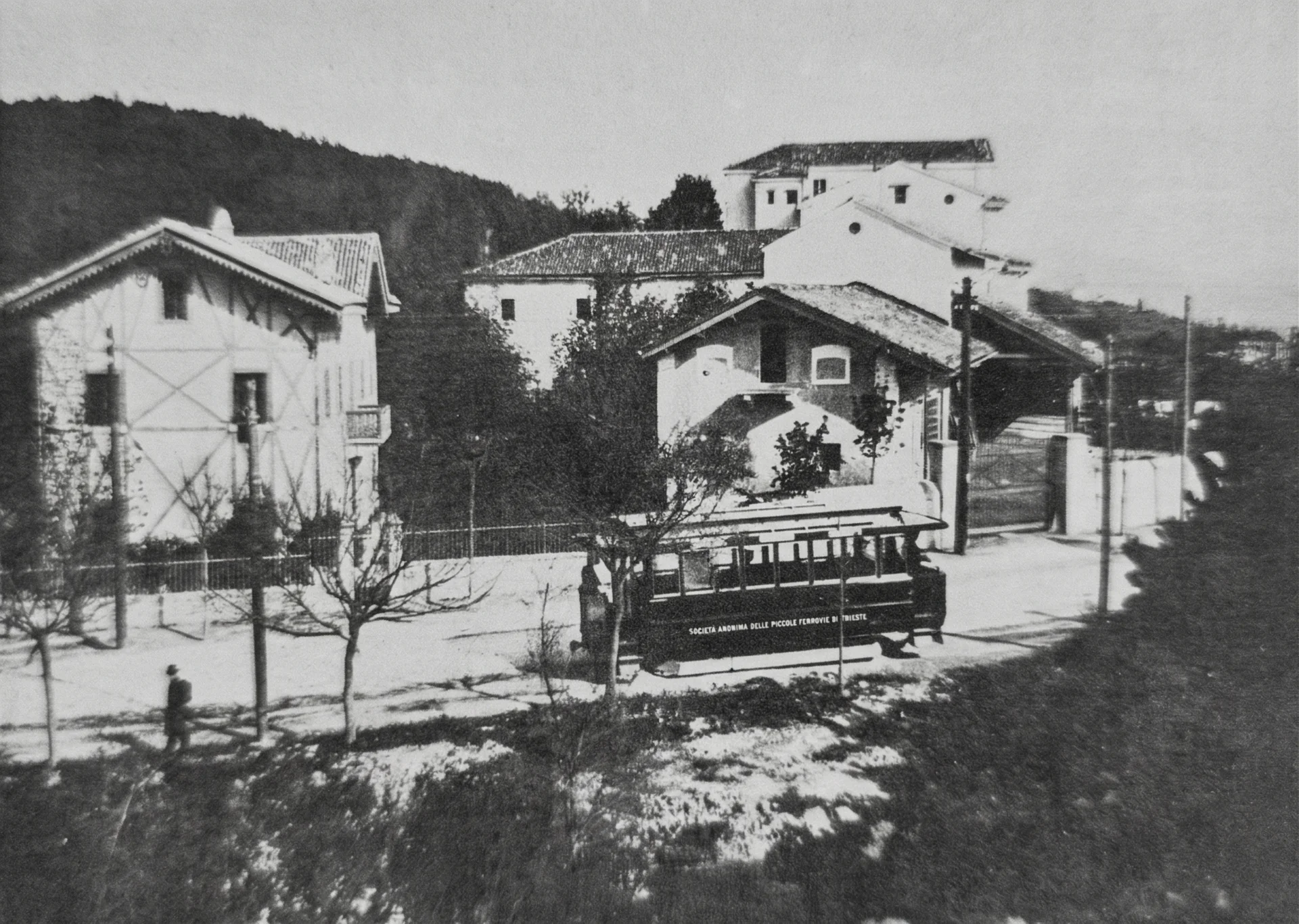 Hotel Obelisco and an Opicina tramway car in Trieste