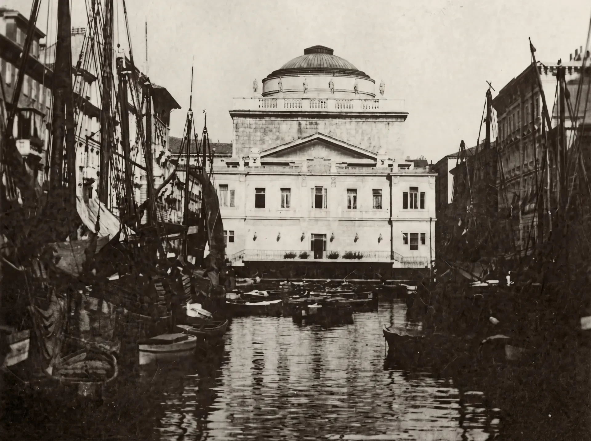 Grand Canal and Caffè Stella Polare (1903-1904)