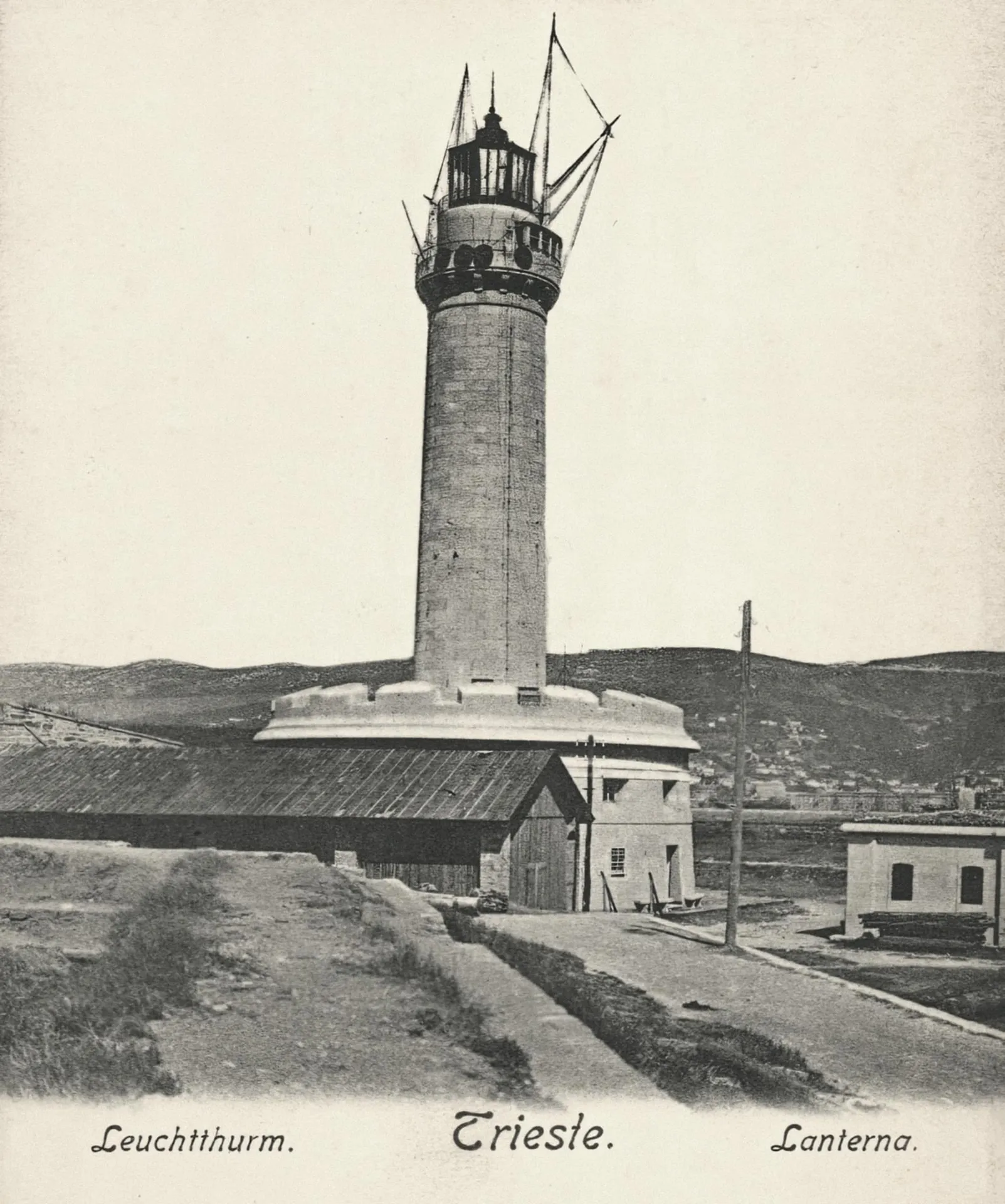 Lighthouse - Lanterna
