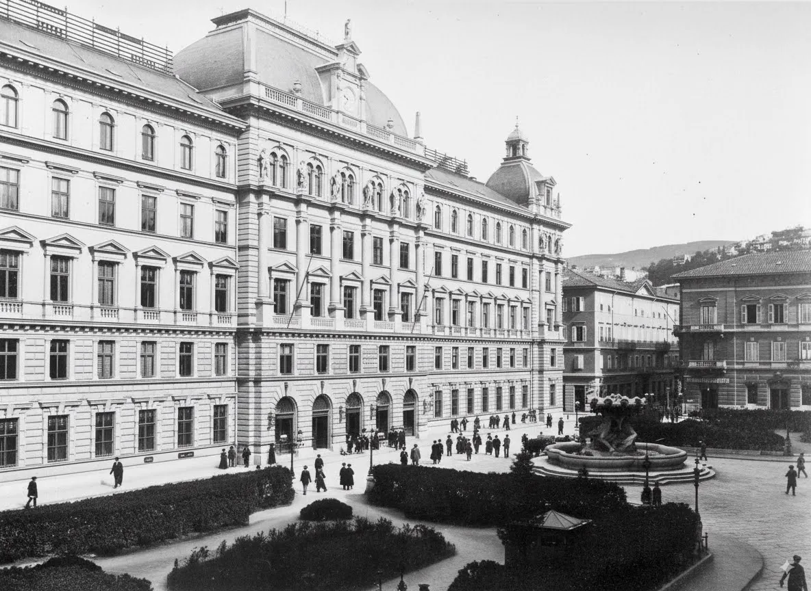 Post Office Palace