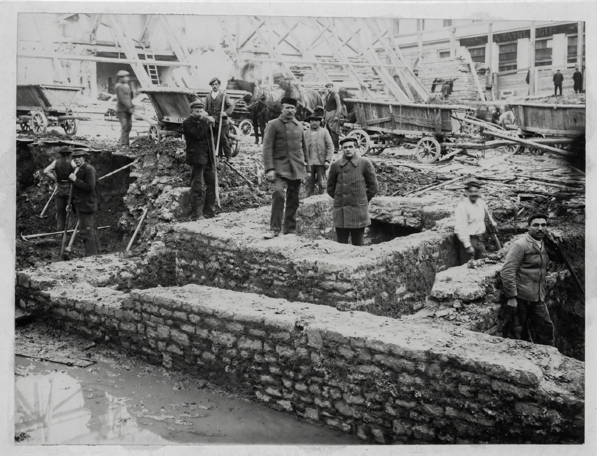Palazzo Dettelbach (Greinitz) - Archaeological findings in Trieste