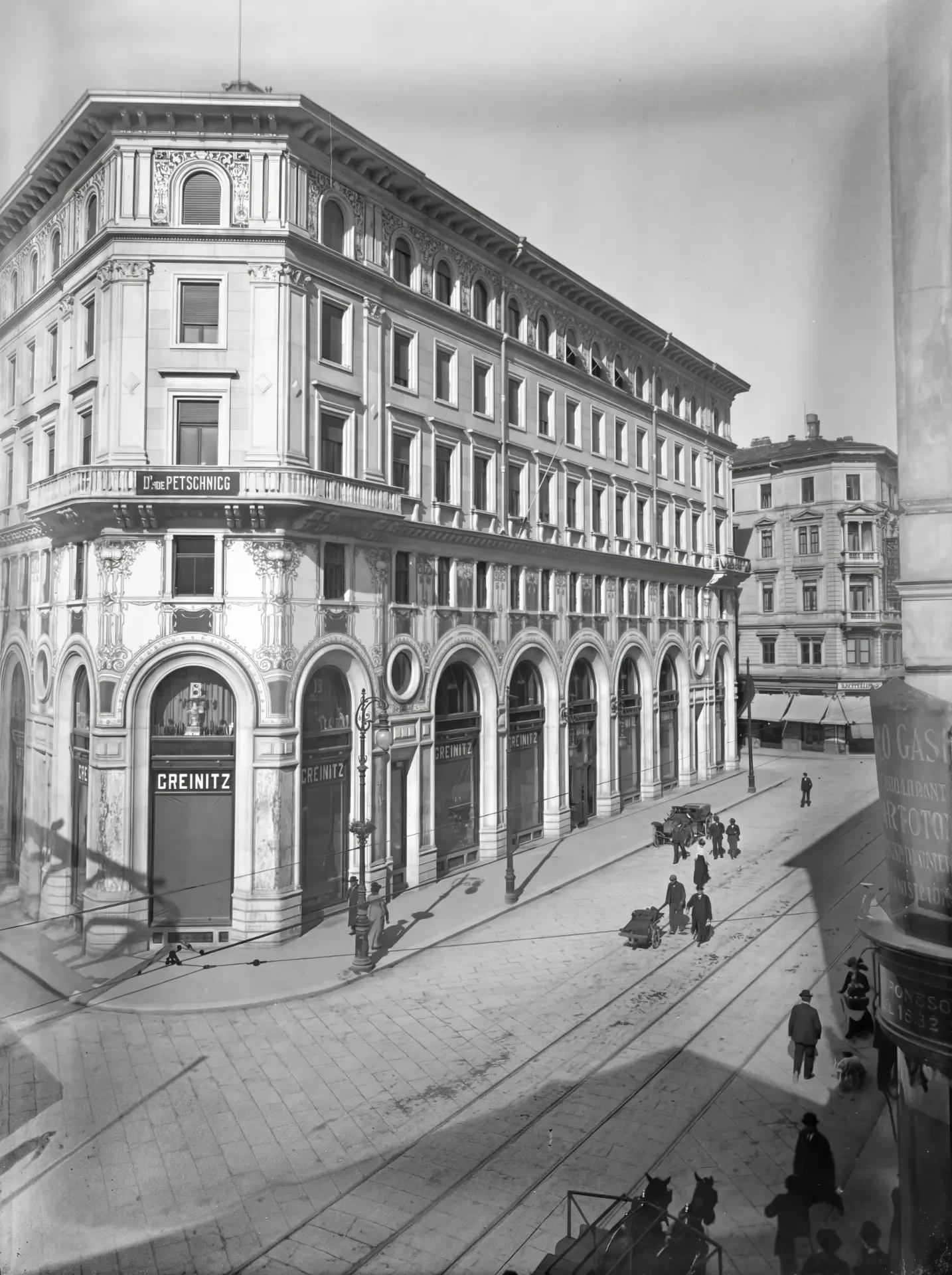 Palazzo Greinitz in Via del Corso