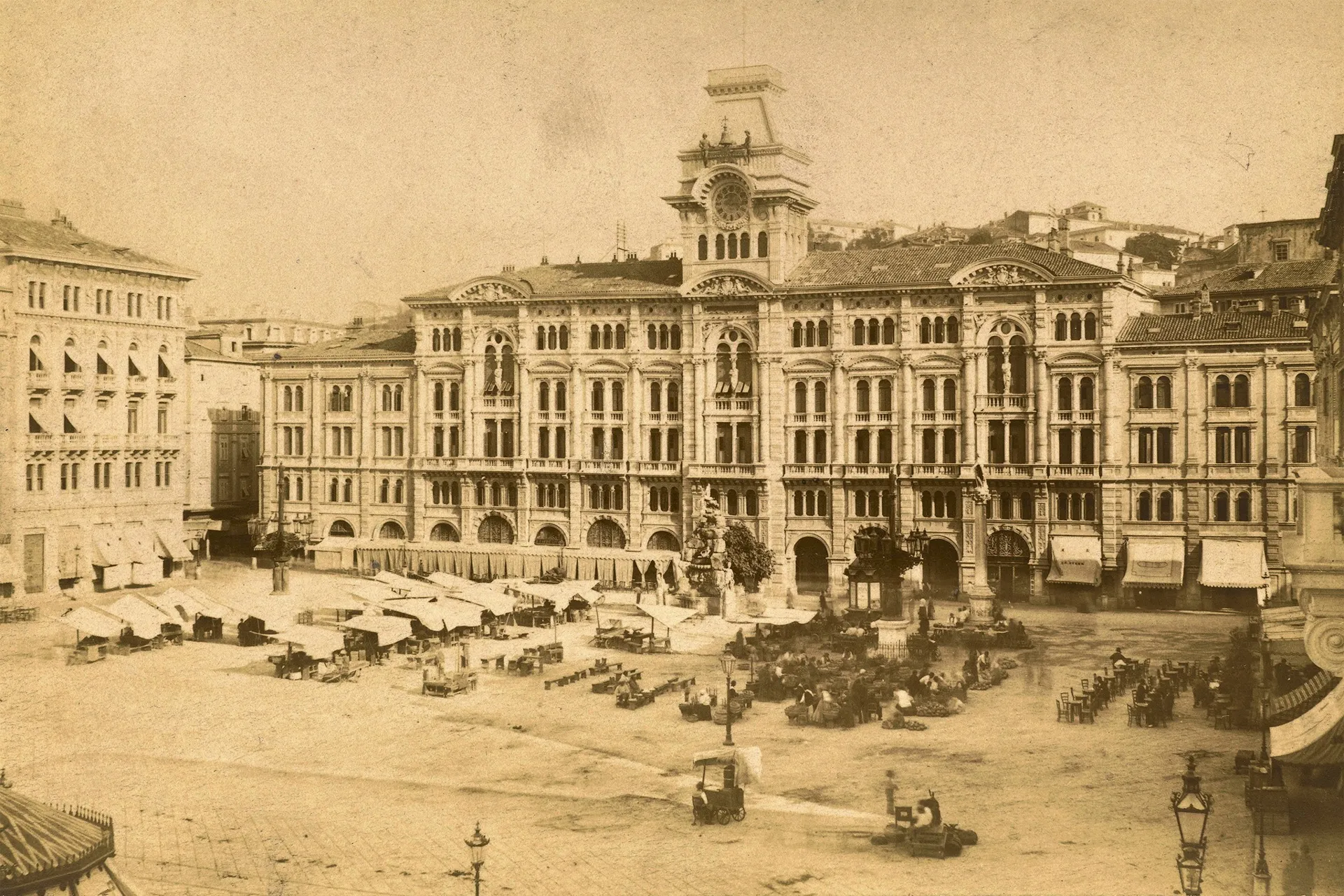 Piazza Grande around 1880