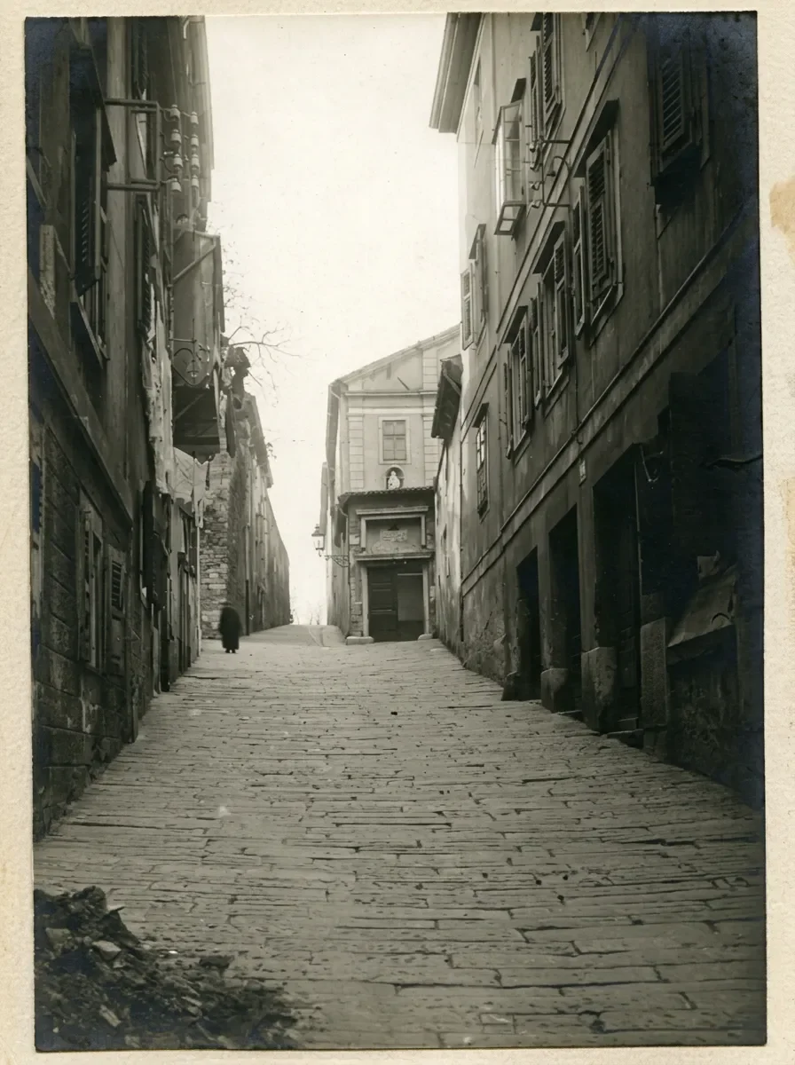 Via del Seminario towards Via di Donota - Historic View