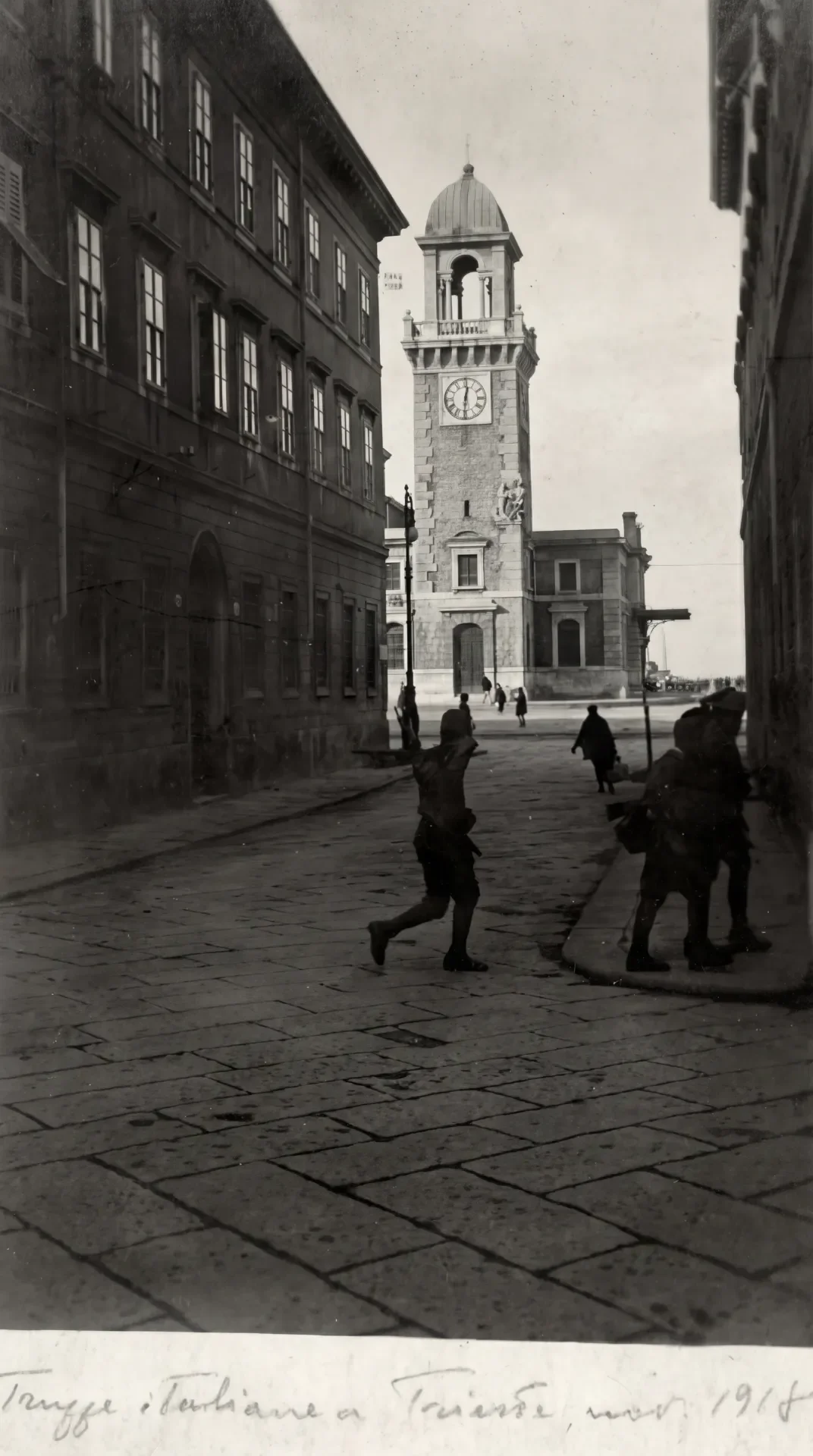 Bersaglieri in Via San Giorgio